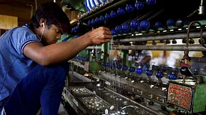 SIDBI survey shows over 50% MSMEs suffered decline in revenue by more than 25%