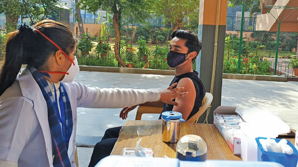 Who advised the Prime Minister to vaccinate children against Covid-19?