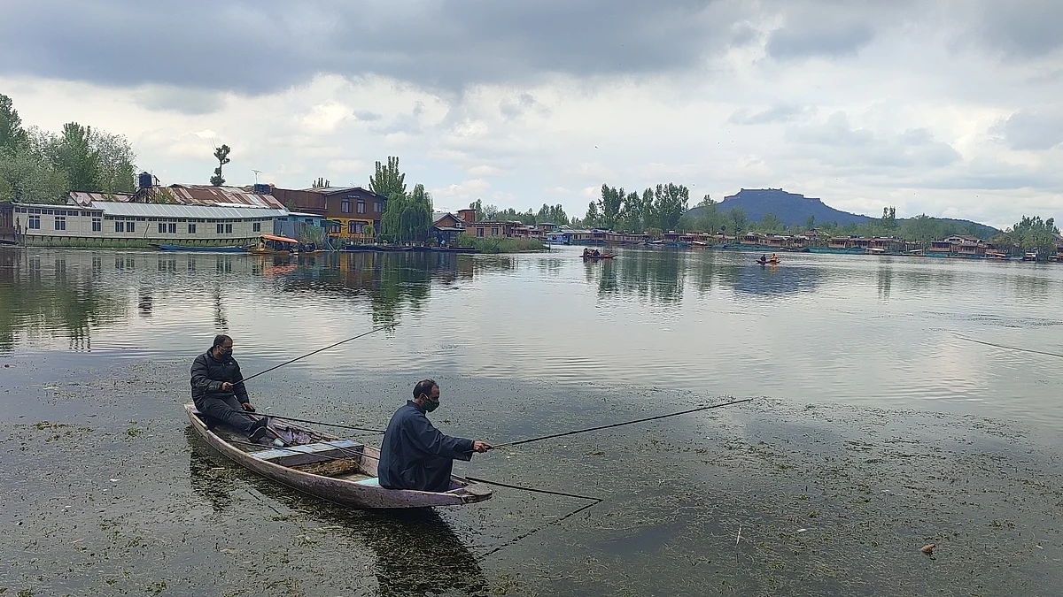 Partly cloudy sky in J&K, Ladakh