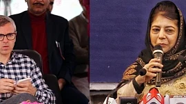 Omar Abdullah, Mehbooba Mufti 'disappointed' over Karnataka HC's verdict