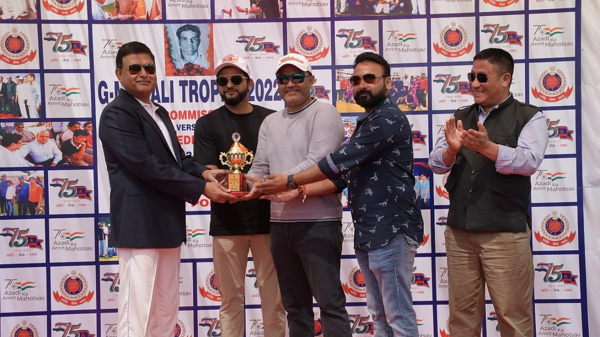 Murali Trophy: Police Commissioner XI beat Media by 7 wickets; VP Surya adjudged Man of the Match