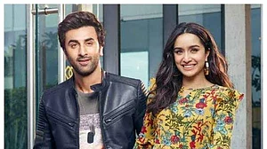 Luv Ranjan’s untitled next featuring Ranbir Kapoor & Shraddha Kapoor to release on Holi, 2023