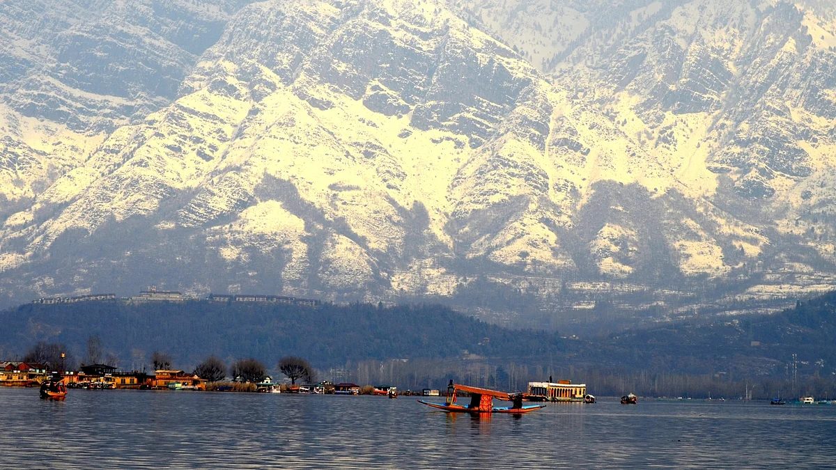 Rain to continue in J&K