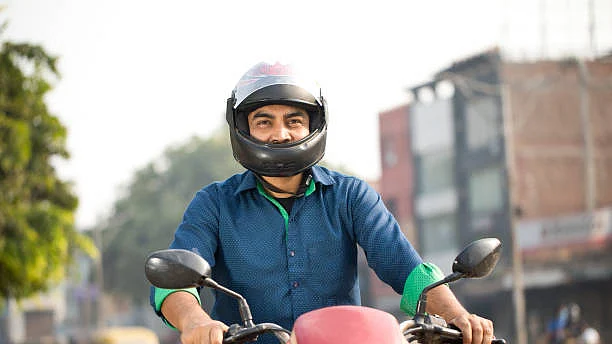 Helmet made mandatory for staffers of govt, semi-govt offices in Pune using two-wheeler for commute