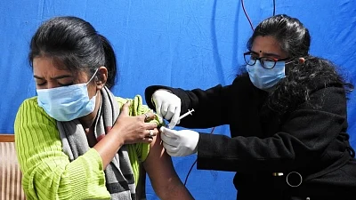 Covid precaution dose for 18+ age group at pvt vaccination centres from April 10