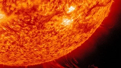 Sun storms Mercury with a plasma wave