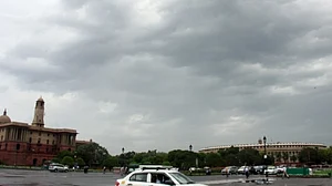 Delhi to get light rain on Wednesday, Thursday