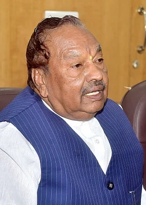 Contractor's death: Minister Eshwarappa quits, CM says no pressure from BJP high command