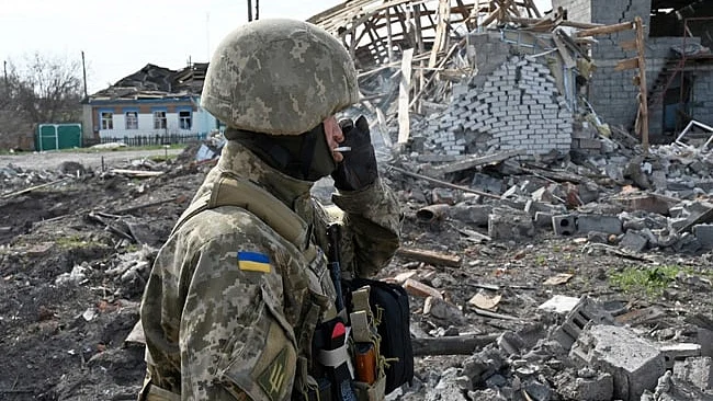 LIVE News Updates: Russia claims it "destroyed' a Ukrainian military factory outside Kyiv