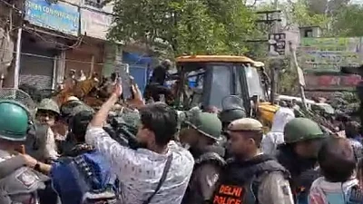 When will bulldozers demolish Chinese encroachments: Congress