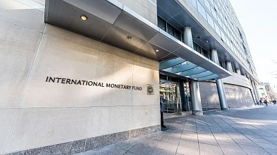 Sri Lanka temporarily suspends foreign debt payments