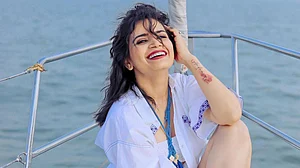 Priya Ahuja inspires fans with motivational posts on social media; says self-confidence is the best outfit