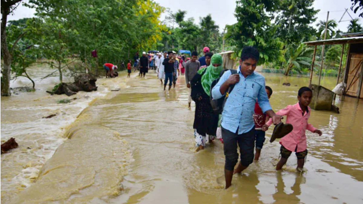 Flood condition worsens in Assam, landlsides in Arunachal