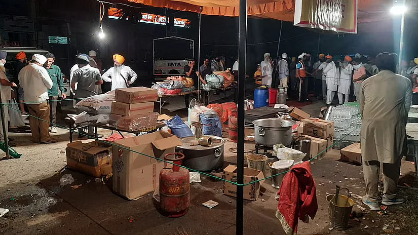 Farmers lift blockade at Chandigarh-Mohali border after AAP-led Punjab govt accepts most demands