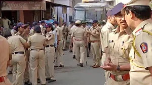 Loudspeaker row: Heavy security deployed in Mumbai, neighbouring areas