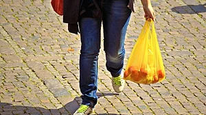 Australia state to ban single-use plastic bags