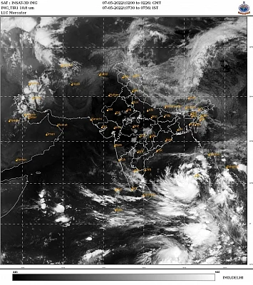 Cyclone threat looms over east coast, Odisha on alert