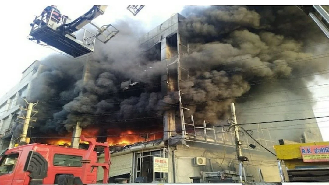 Mundka fire: Scenes of death and despair, many jump from building to escape blaze