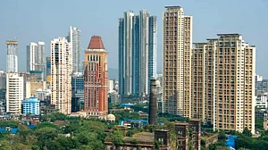 Builders cheated UP, NOIDA and home buyers