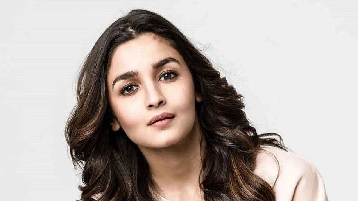 Alia Bhatt's photo leak: Bollywood stars call out media house for 'invasion of privacy