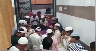 Quran Khwani organised by a Shiv Sena's Shakha Pramukh in Mumbai