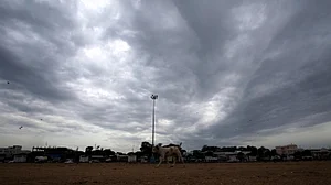 IMD warns of cyclone forming in Arabian Sea, may affect Mumbai & Konkan