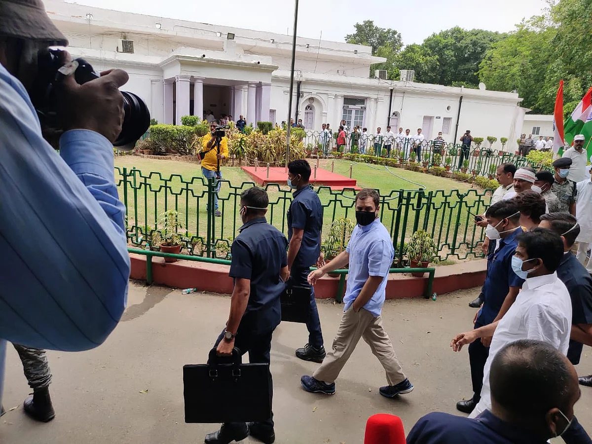 Congress must learn from Indira Gandhi when she was arrested