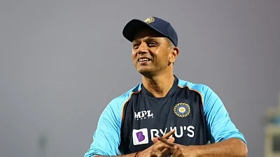Coach Rahul Dravid needs to have a strong word with Indian team, feels Zaheer Khan