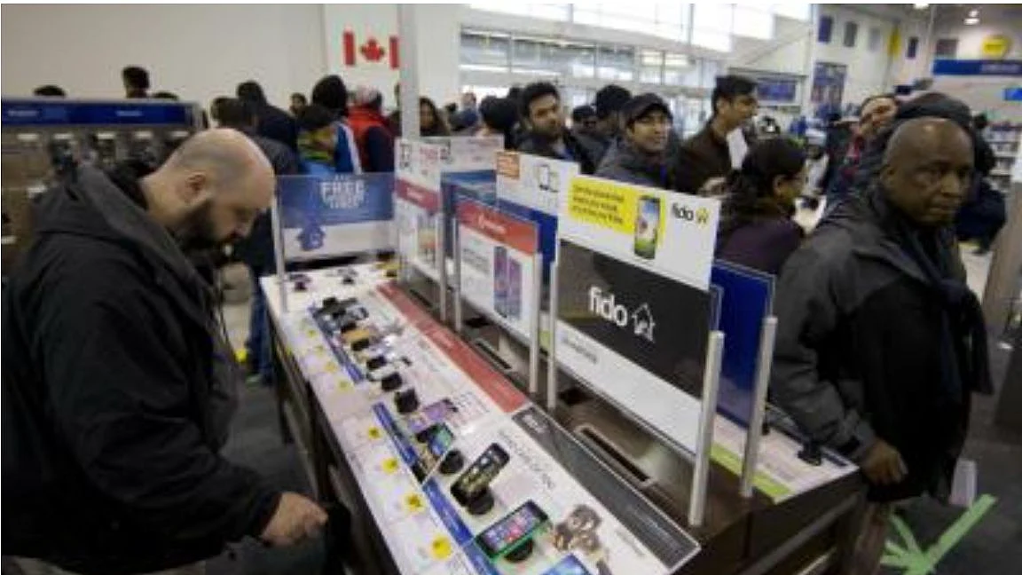 Canada hit by massive mobile, internet outage