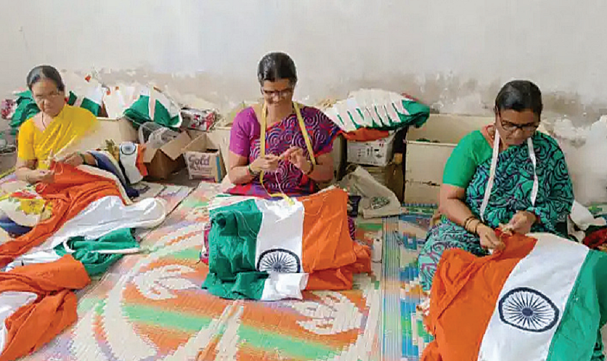 For women behind the tri-Colour: Past imperfect, Future tense