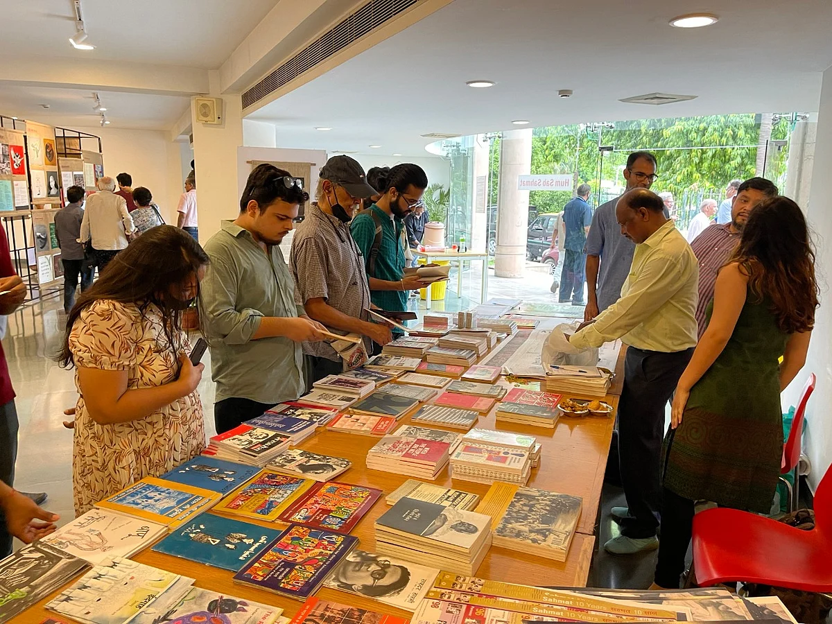 Hum Sab Sahmat: Sahmat celebrates Independence, highlights relevance of resistance with remarkable exhibition