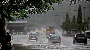Heavy rain to lash Karnataka for 3 more days, yellow alert issued