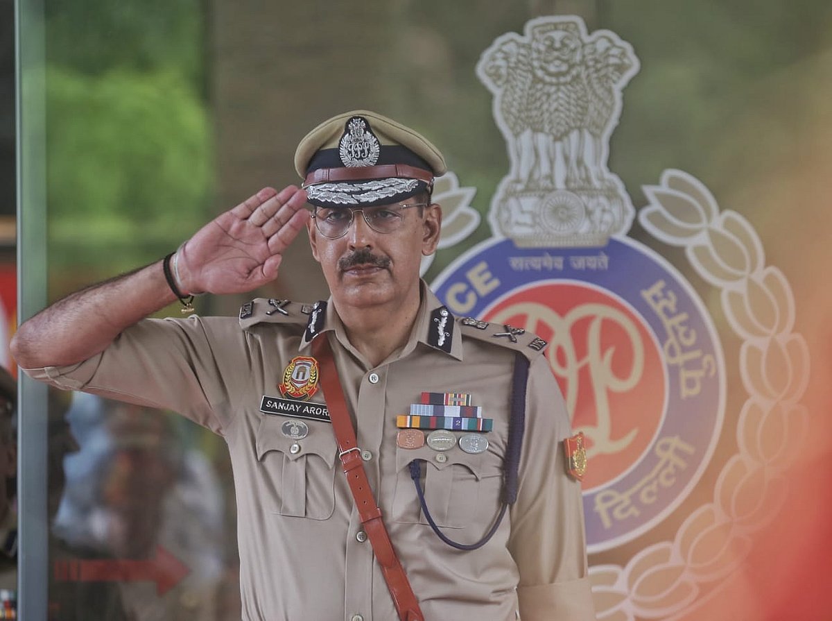 Sanjay Arora takes charge as Delhi Police Commissioner