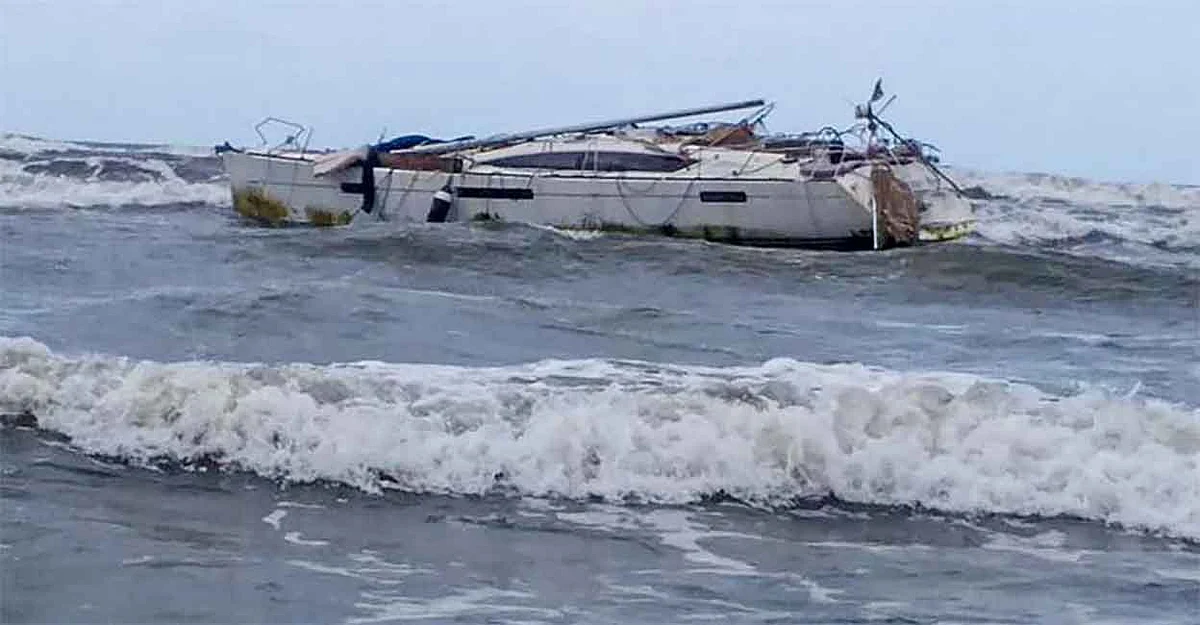 Origin of arms-laden mystery yacht found off seacoast in Maharashtra yet to be determined