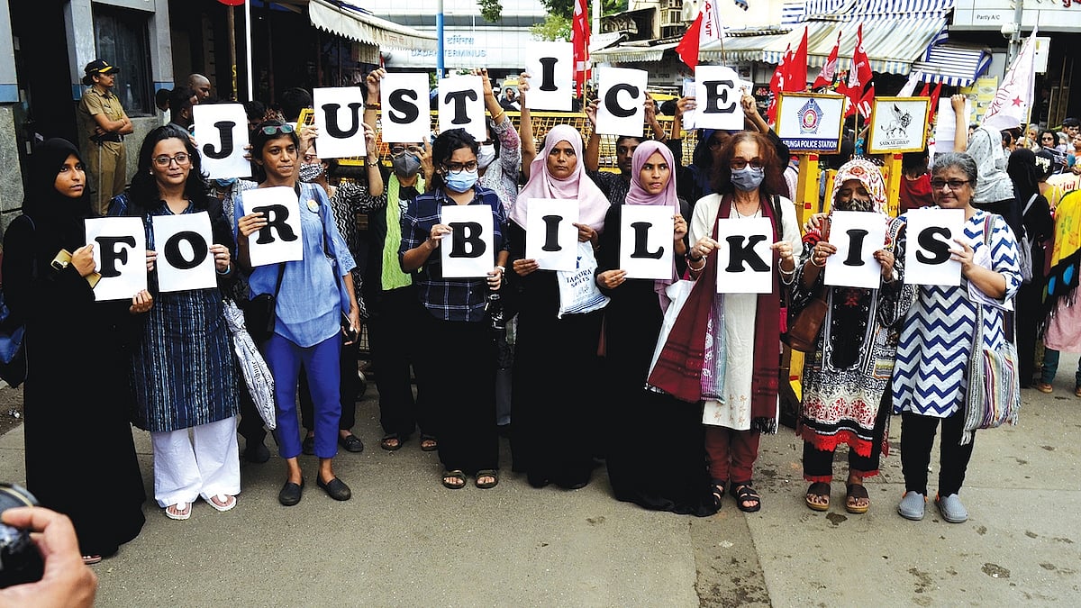 Activists in Mumbai protest against the release of men convicted of gang-raping Bilkis Bano during the 2002 Gujarat riots, Aug 23, 2022 (Photo: Getty images)