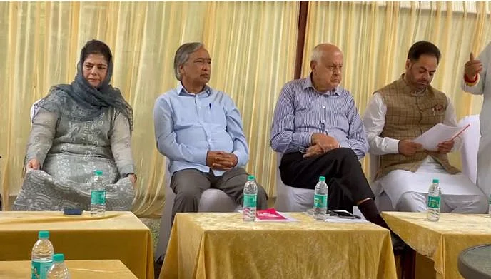 Giving outsiders voting right will obliterate identity of people of Jammu and Kashmir, say region's parties