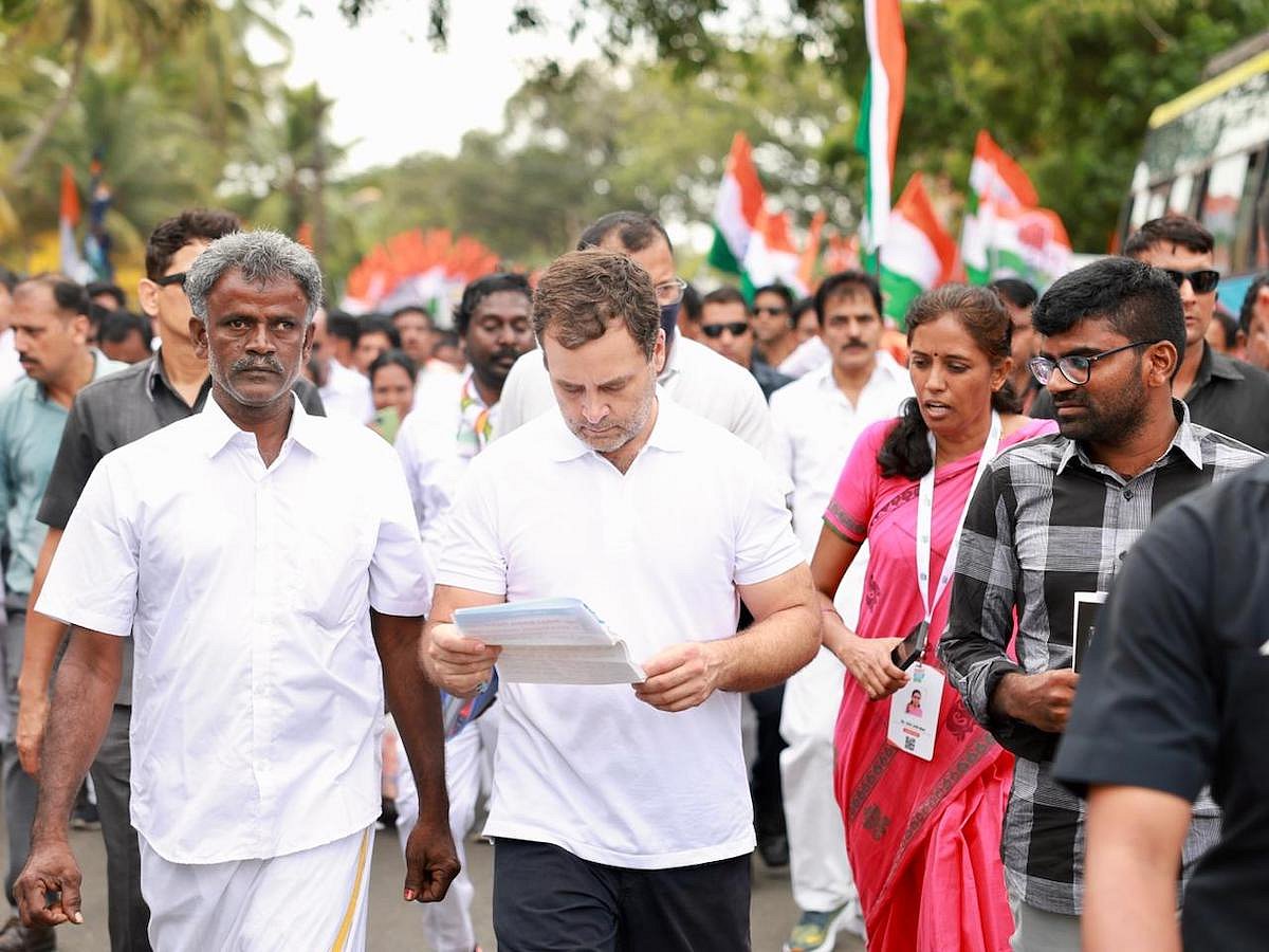 Rahul Gandhi met the family of the deceased NEET aspirant Anitha who ended her life in 2017. He offered his support and condolences to the family.