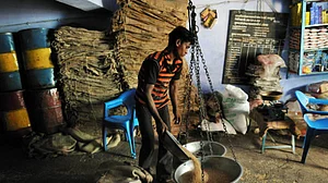 States, UTs get another three months for providing ration cards to migrant labourers