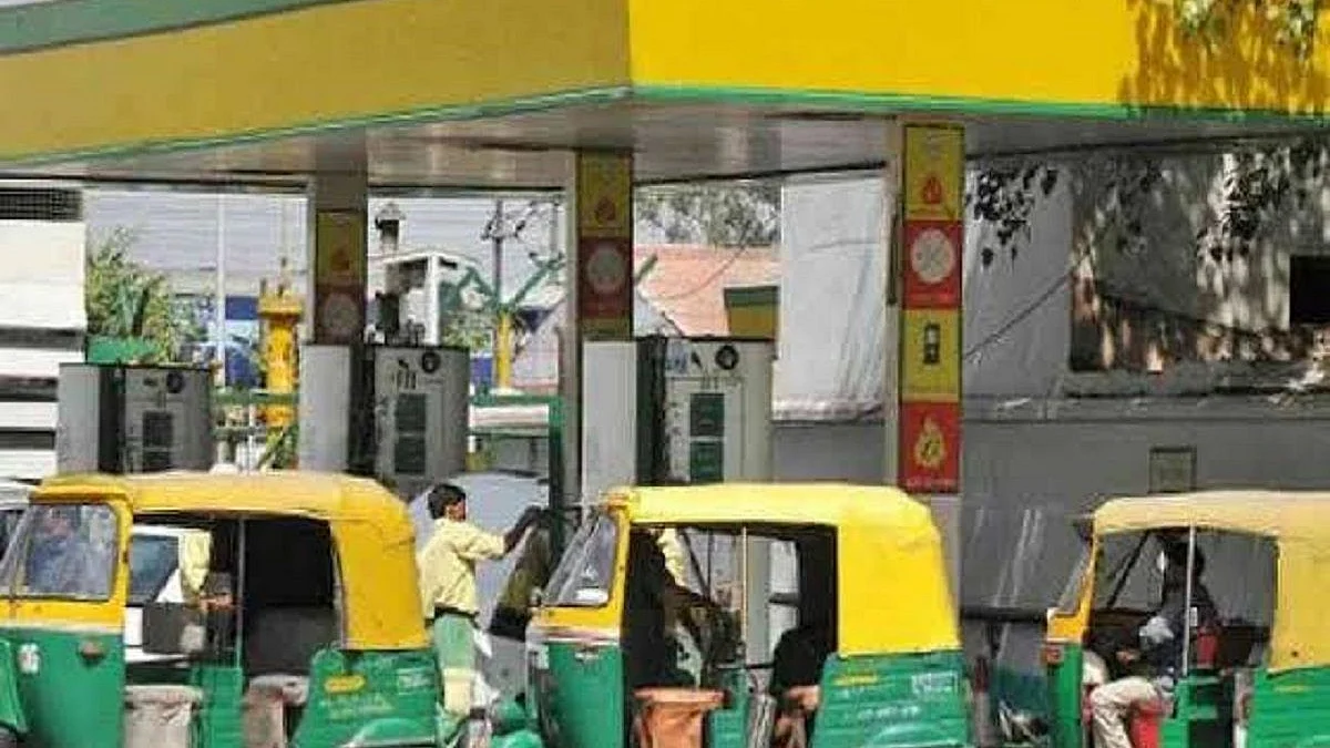 CNG, piped cooking gas prices hiked by Rs 3