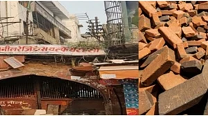 Portion of gateway to iconic 'Katra Neel' in Delhi's Chandni Chowk collapses