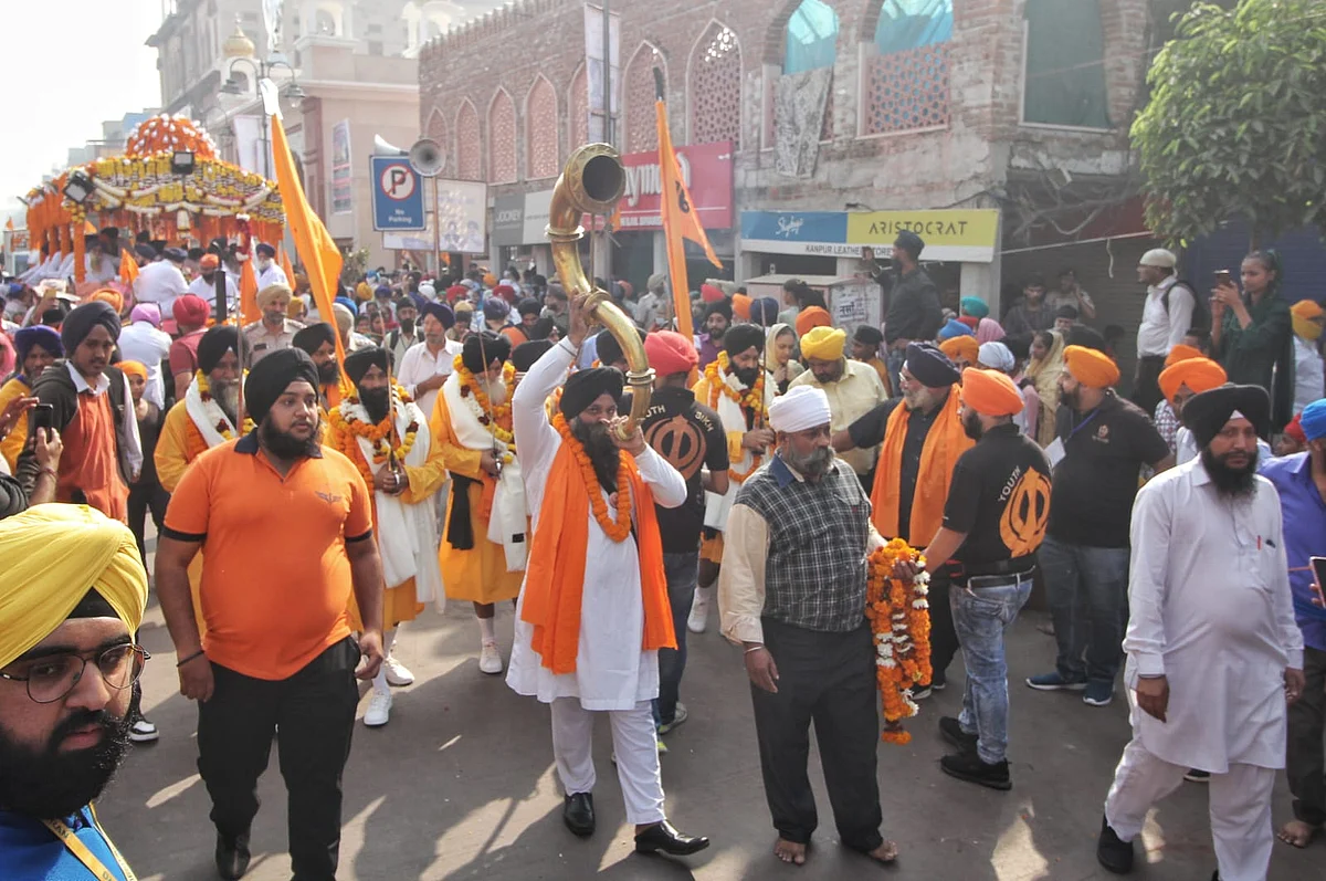 In Pictures: Glimpses of Nagar Kirtan procession on the occasion of 553rd Prakash Gurpurab