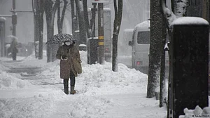 Parts of J-K continue to receive snowfall for 2nd consecutive day