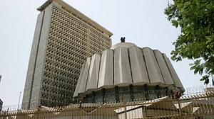 Maha Council passes resolution on boundary dispute with K'taka; seeks guarantee on safety of Marathi people