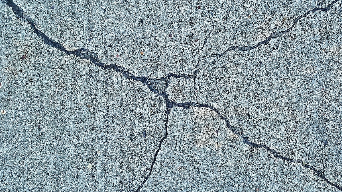 Representative image showing damage caused due to earthquake (Photo: IANS)