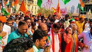 Mumbai witnessed Oppn MVA's march against Eknath Shinde govt and ruling BJP's counter-protest