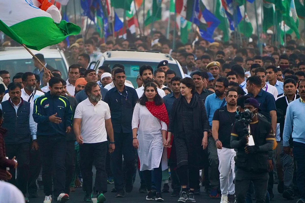 Bharat Jodo Yatra: Rahul interacts with people, takes bullock cart ride in Rajasthan's Bundi