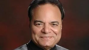 Congress MP Santokh Chaudhary passes away during Bharat Jodo Yatra, march halted, leaders offer condolences