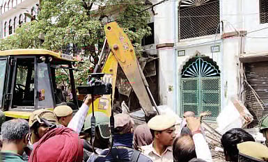 A demolition drive outside a mosque in Delhi’s Jahangirpuri area, April 2022