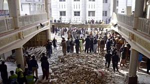 Police in Khyber Pakhtunkhwa take to the streets against Peshawar suicide bombing