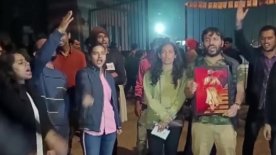 ABVP students staged protests against the JNUSU. 